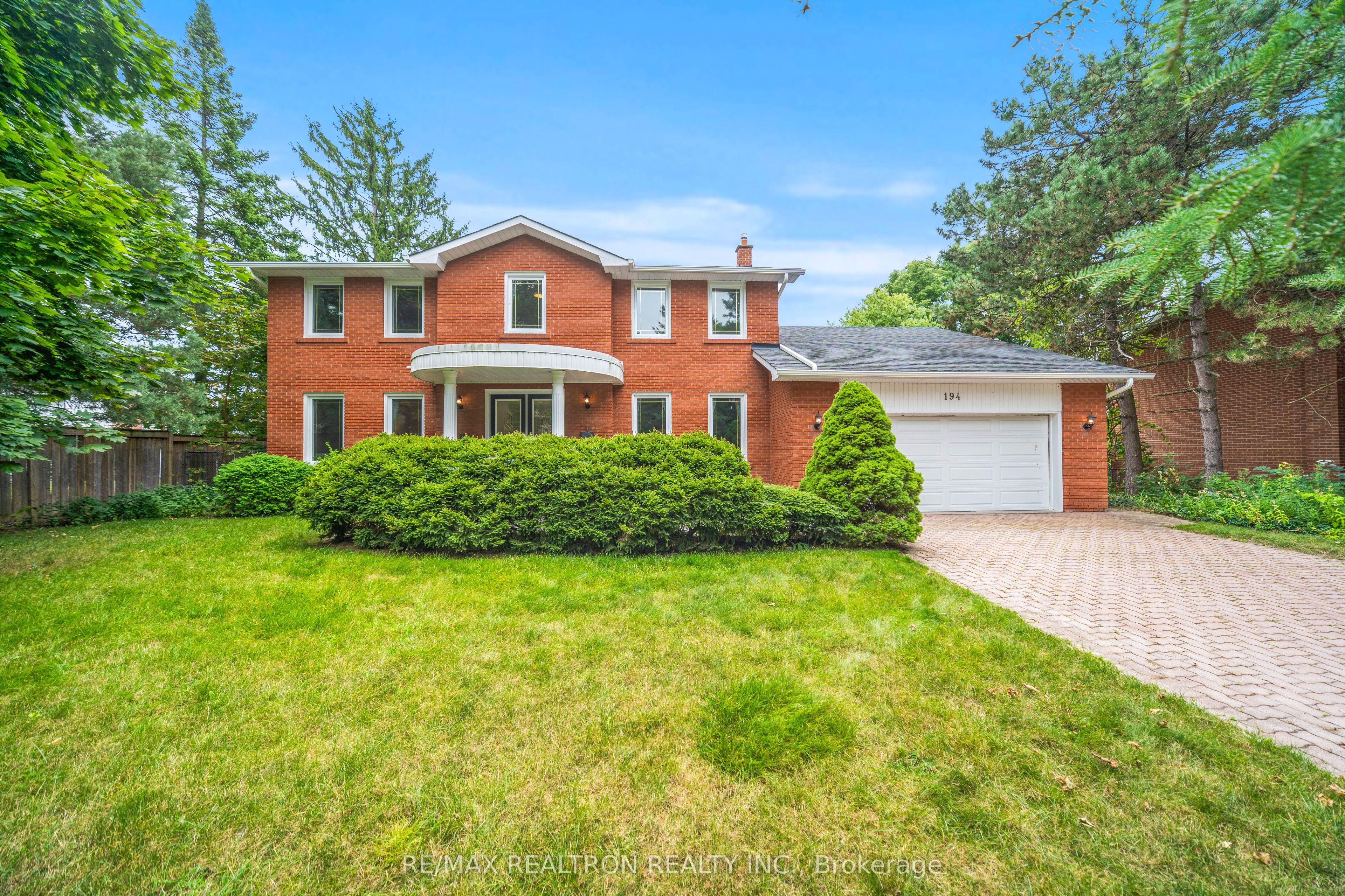 194 Glenada Court