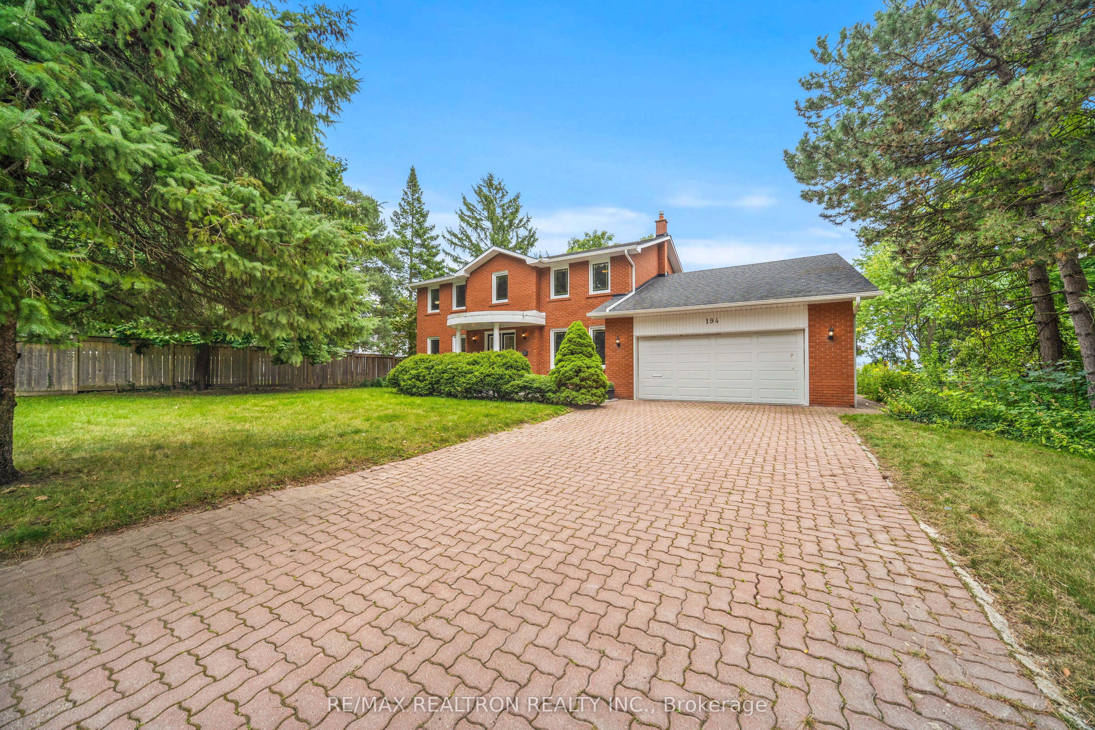 194 Glenada Court