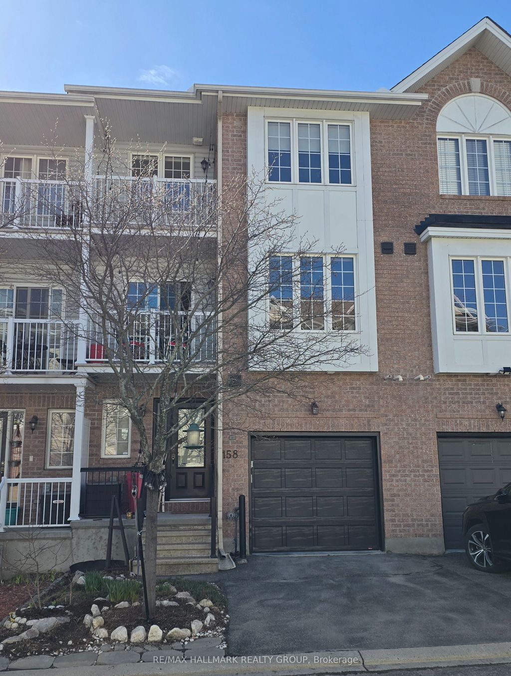 Photo of 158 Fordham Private, Carlington - Central Park, ON K2C 4G5 (MLS # X13044430)