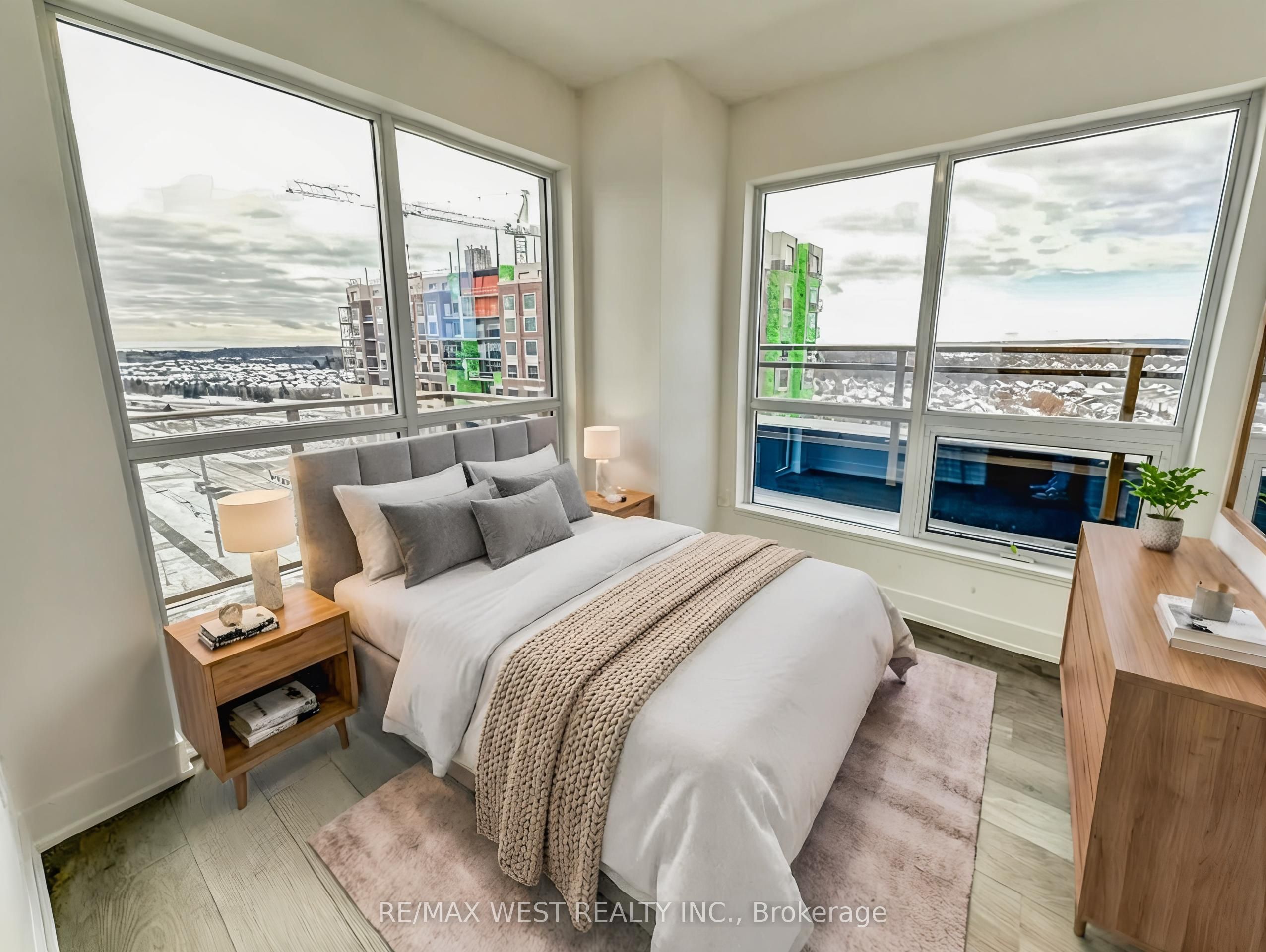 2343 Khalsa Gate 808