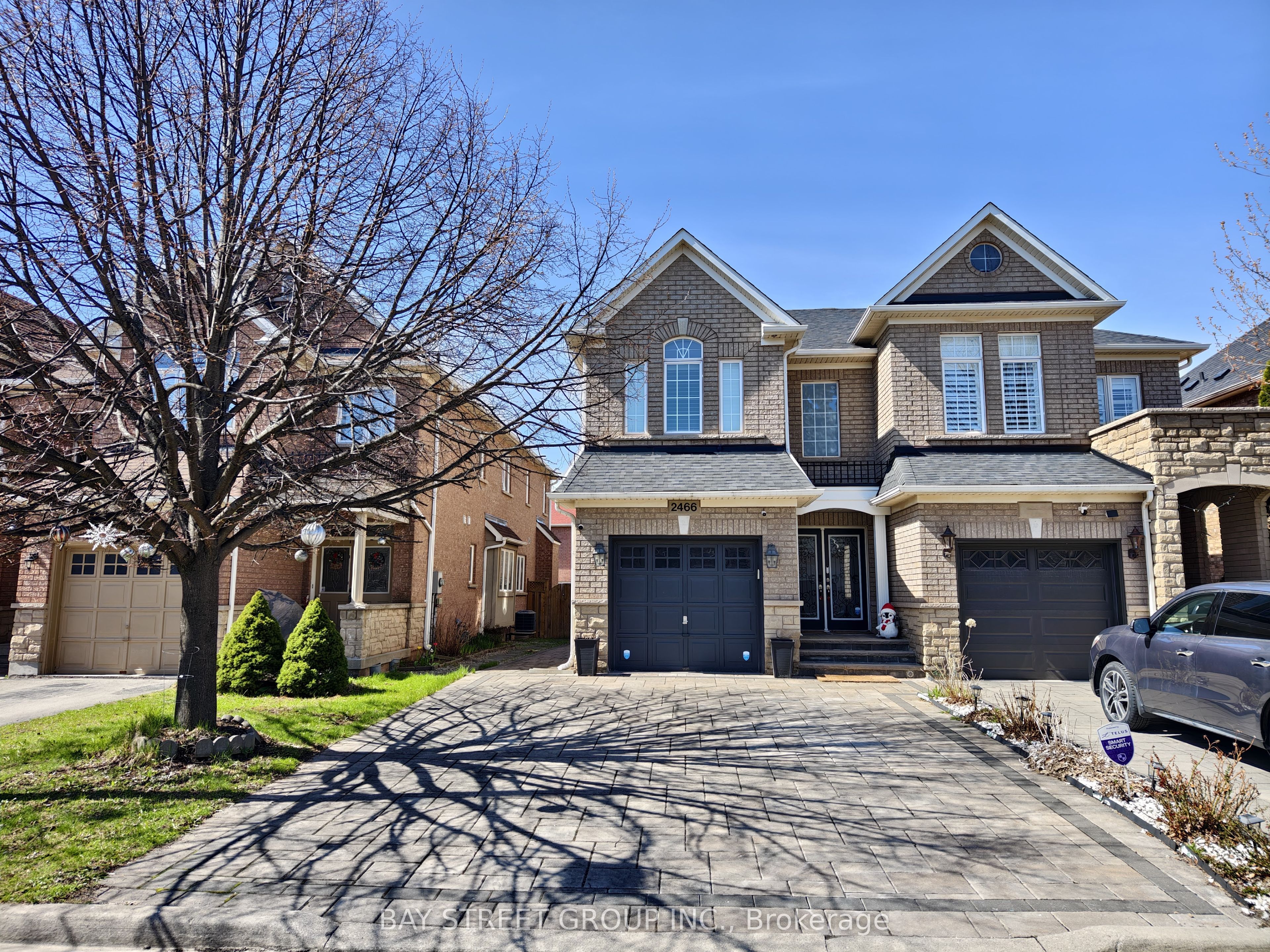 2466 Felhaber Crescent