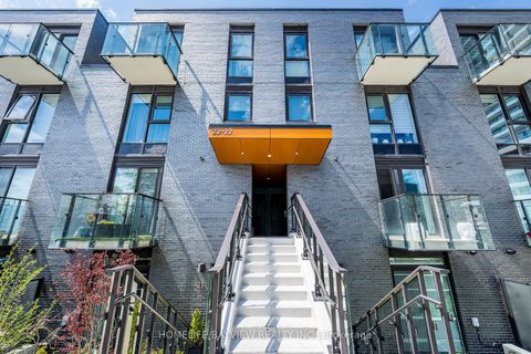 10 Brin Drive 24 Toronto ON M8X 0B3