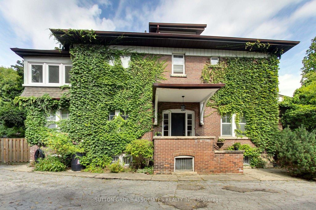 Photo of 14 Bracondale Hill Road, Toronto, ON M6G 3P4 (MLS # C12465263)