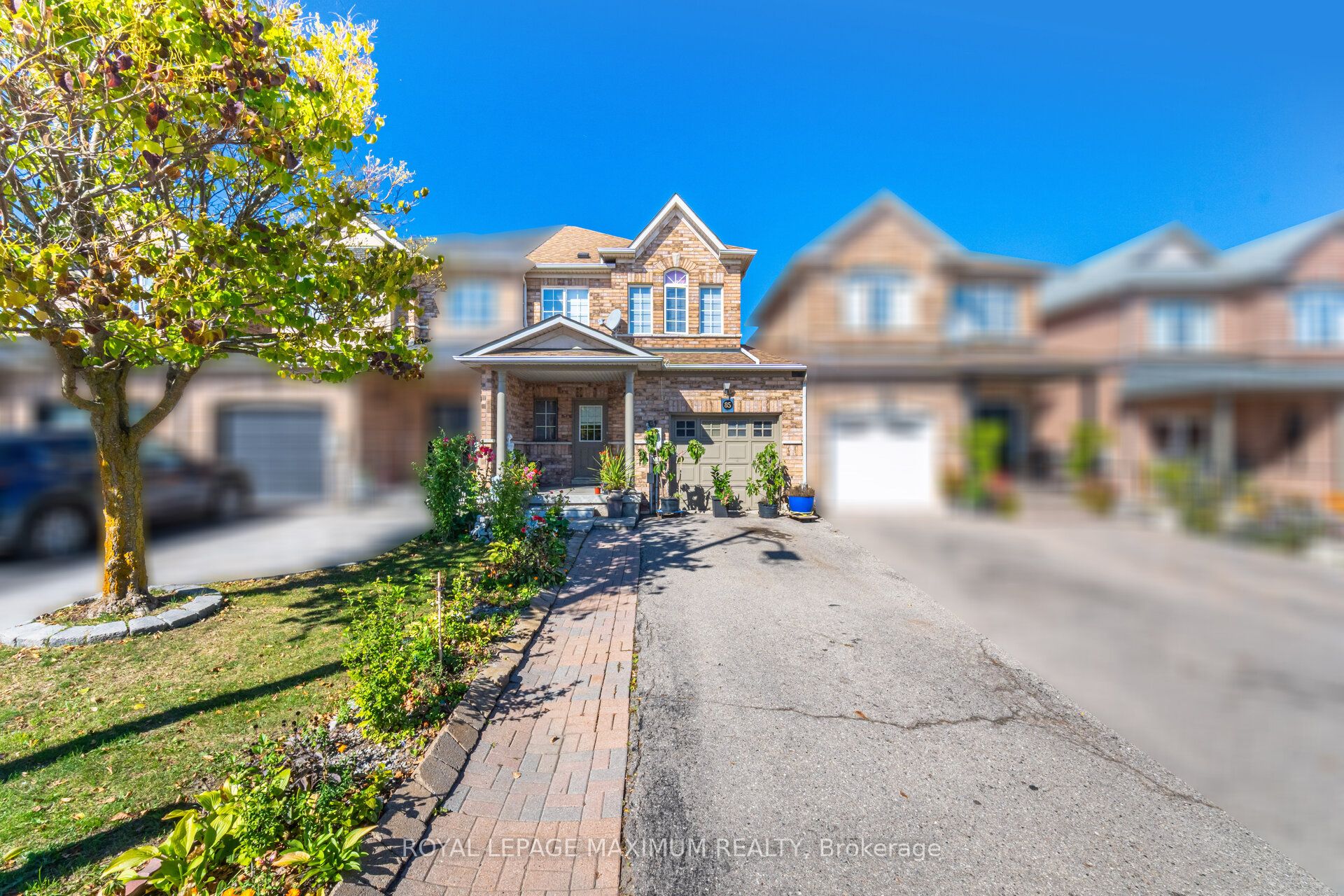 85 Ronan Crescent