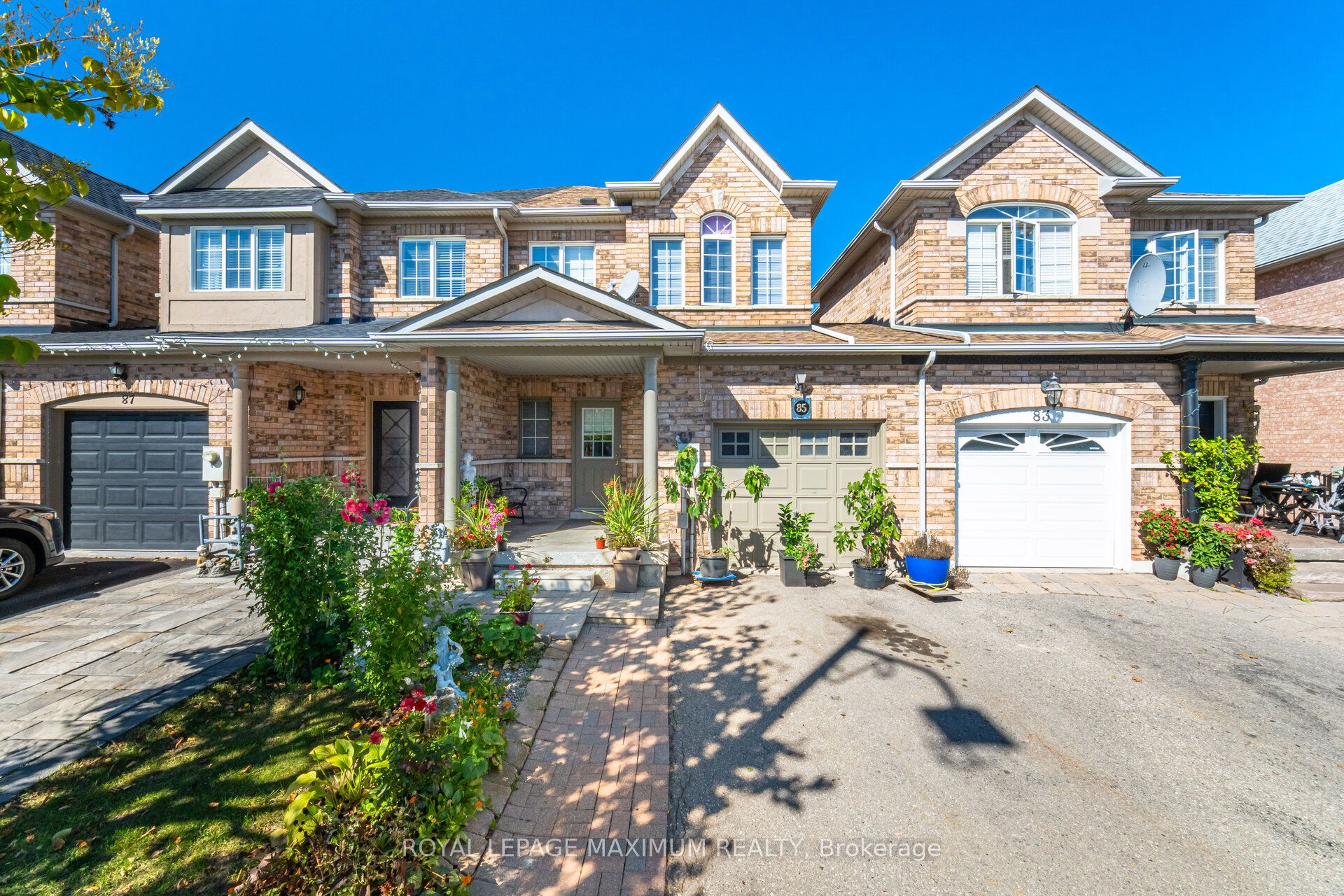 85 Ronan Crescent