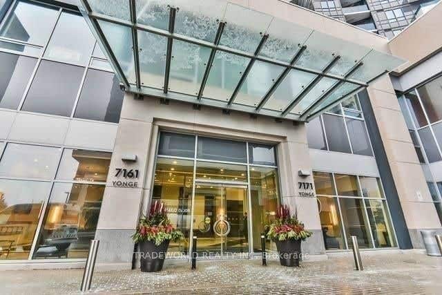 Photo of 7171 Yonge Street #901, Markham, ON L3T 0C5 (MLS # N13446222)