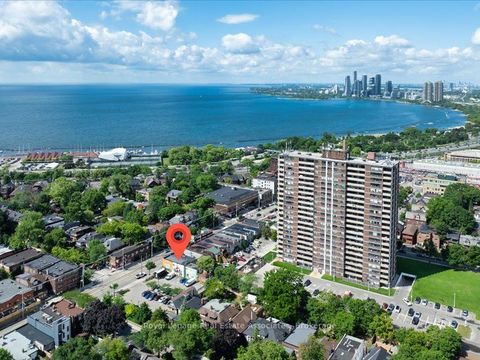 1640 Queen Street W Toronto ON M6R 1B2