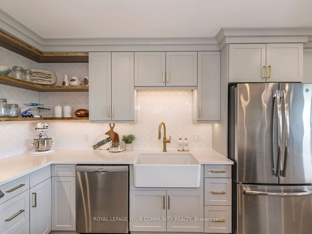 Photo of 270 Scarlett Road #2012, Toronto, ON M6N 4X7 (MLS # W12438559)