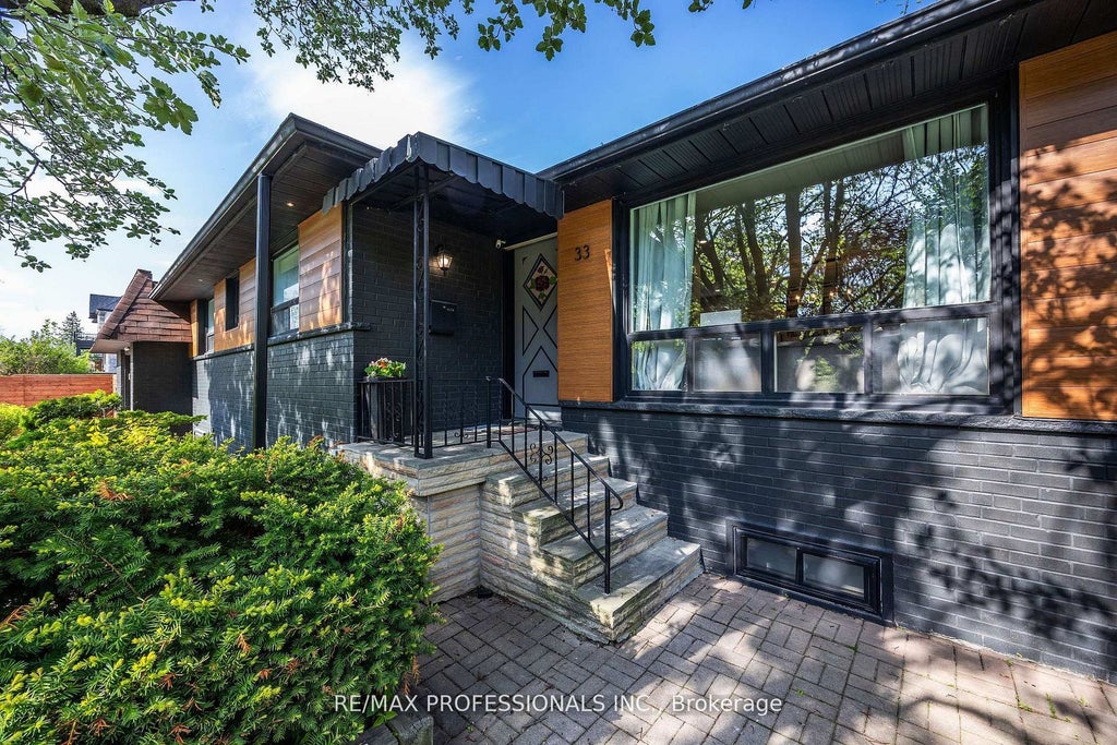 Photo of 33 Brampton Road, Toronto, ON M9R 3J3 (MLS # W13469078)
