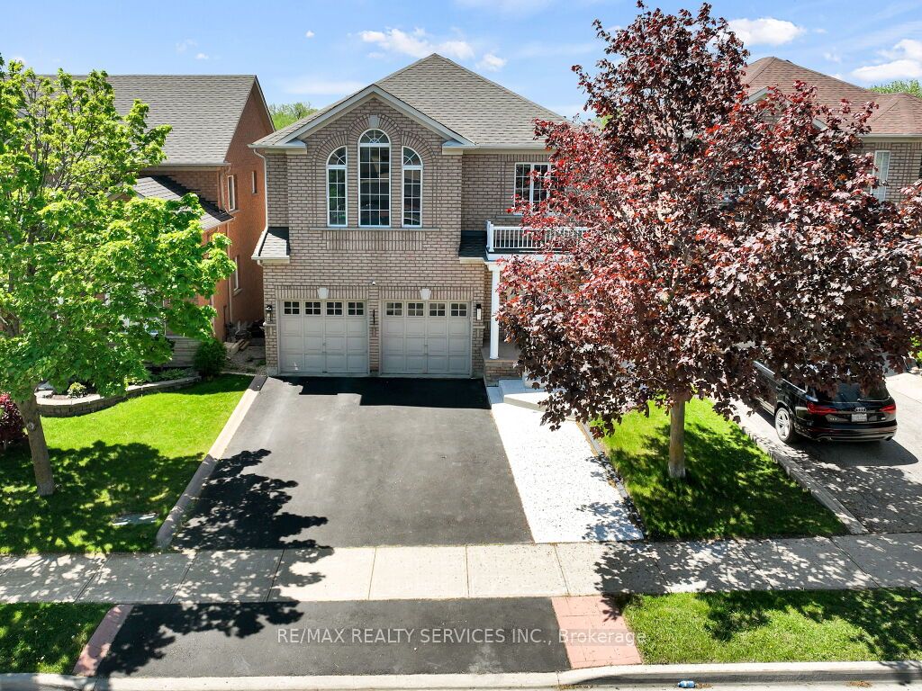 58 Queen Mary Drive