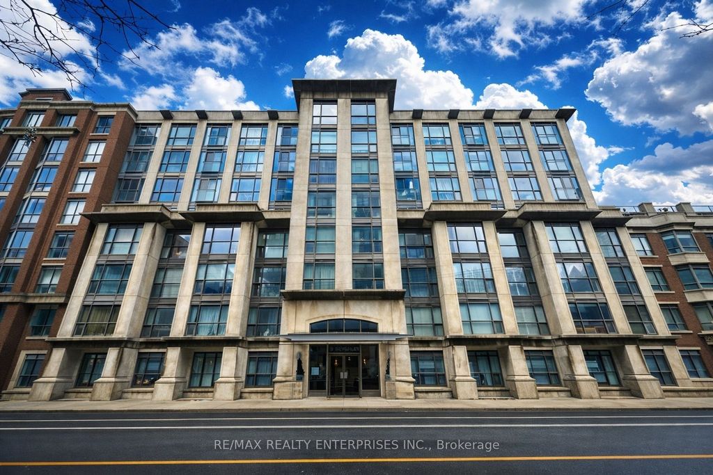 Photo of 18 Beverley Street #412, Toronto, ON M5T 3L2 (MLS # C13099988)