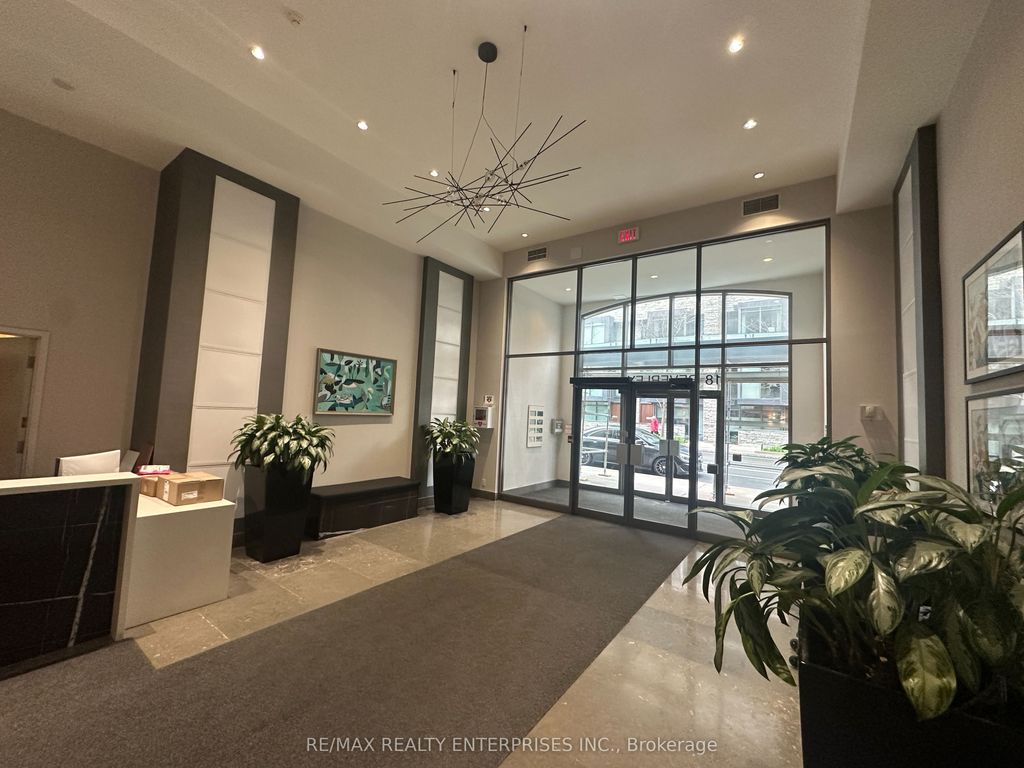 Photo of 18 Beverley Street #412, Toronto, ON M5T 3L2 (MLS # C13099988)