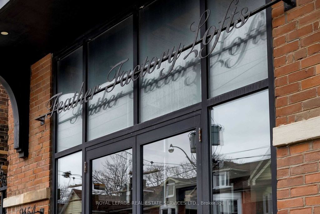 Photo of 2154 Dundas Street W #405, Toronto, ON M6R 1X3 (MLS # W13087626)