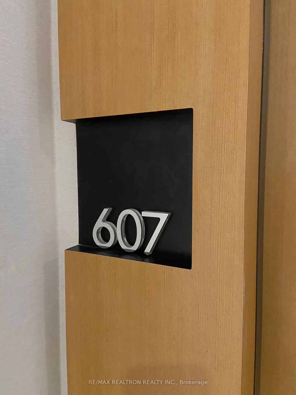 Photo of 11 Wellesley Street W #607, Toronto, ON M4Y 1E7 (MLS # C12294892)