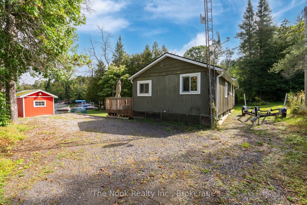 Photo of 37 Goldfinch Lane, North Kawartha, ON K0L 1A0 (MLS # X13522214)
