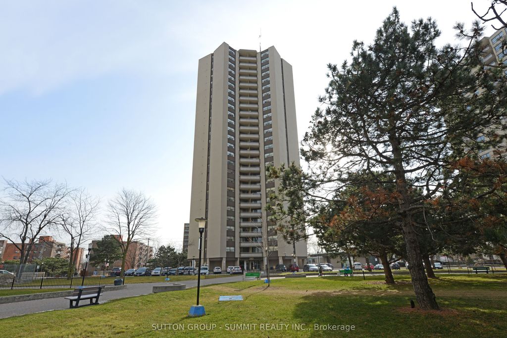Photo of 380 Dixon Road #1902, Toronto, ON M9R 1T3 (MLS # W12282755)