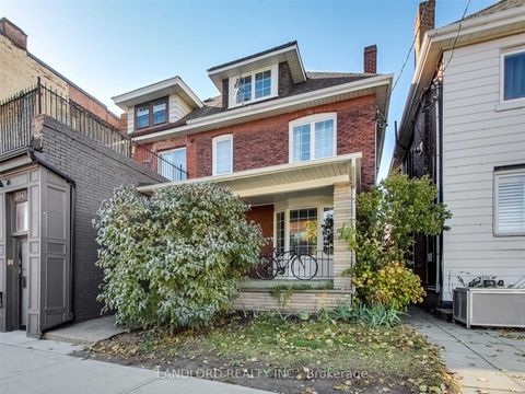 2251 Dundas Street W Main Fl Toronto ON M6R 1X6