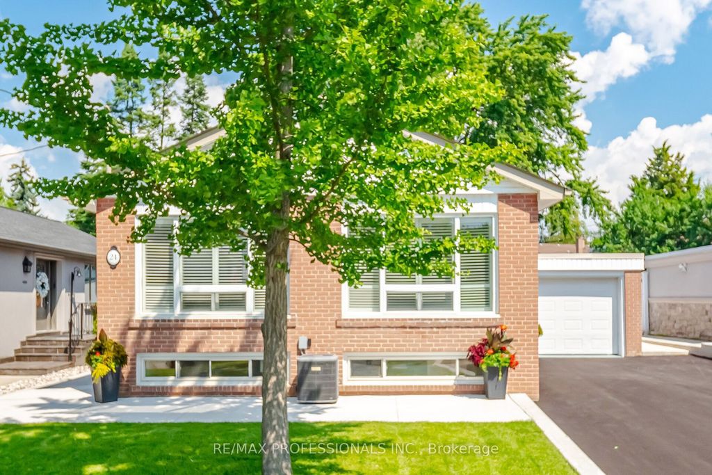 Photo of 24 Millburn Drive, Toronto, ON M9B 2W9 (MLS # W13556722)