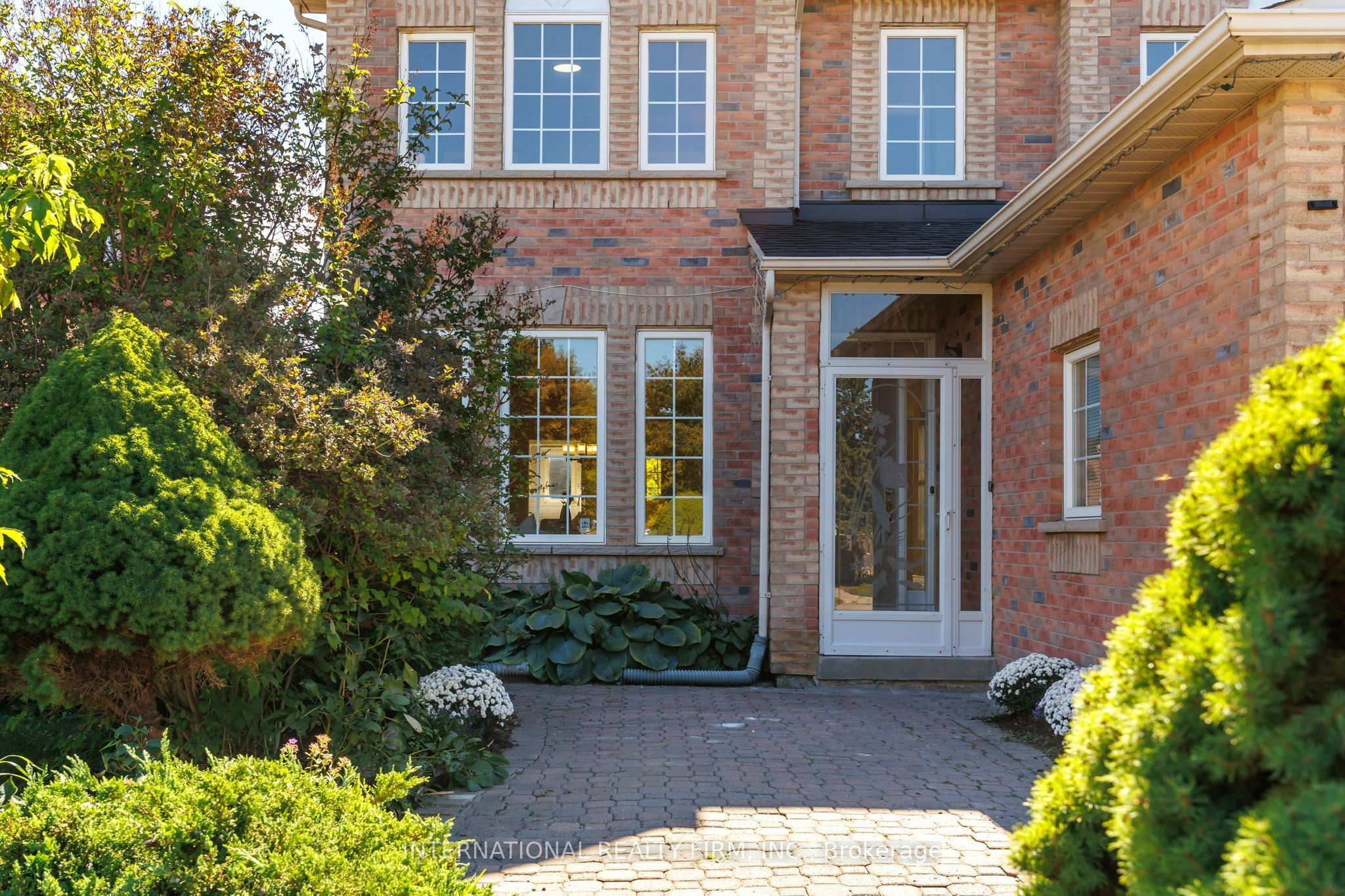 95 Gillingham Avenue