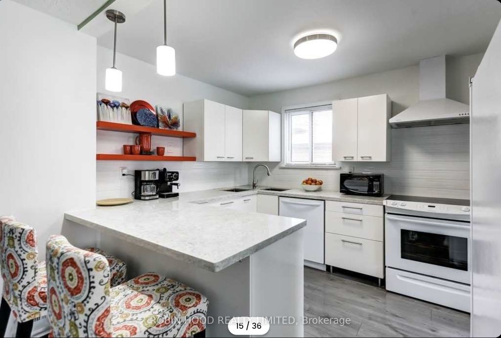 Photo of 5290 Lawrence Avenue E, Toronto, ON M1C 1R4 (MLS # E12685244)