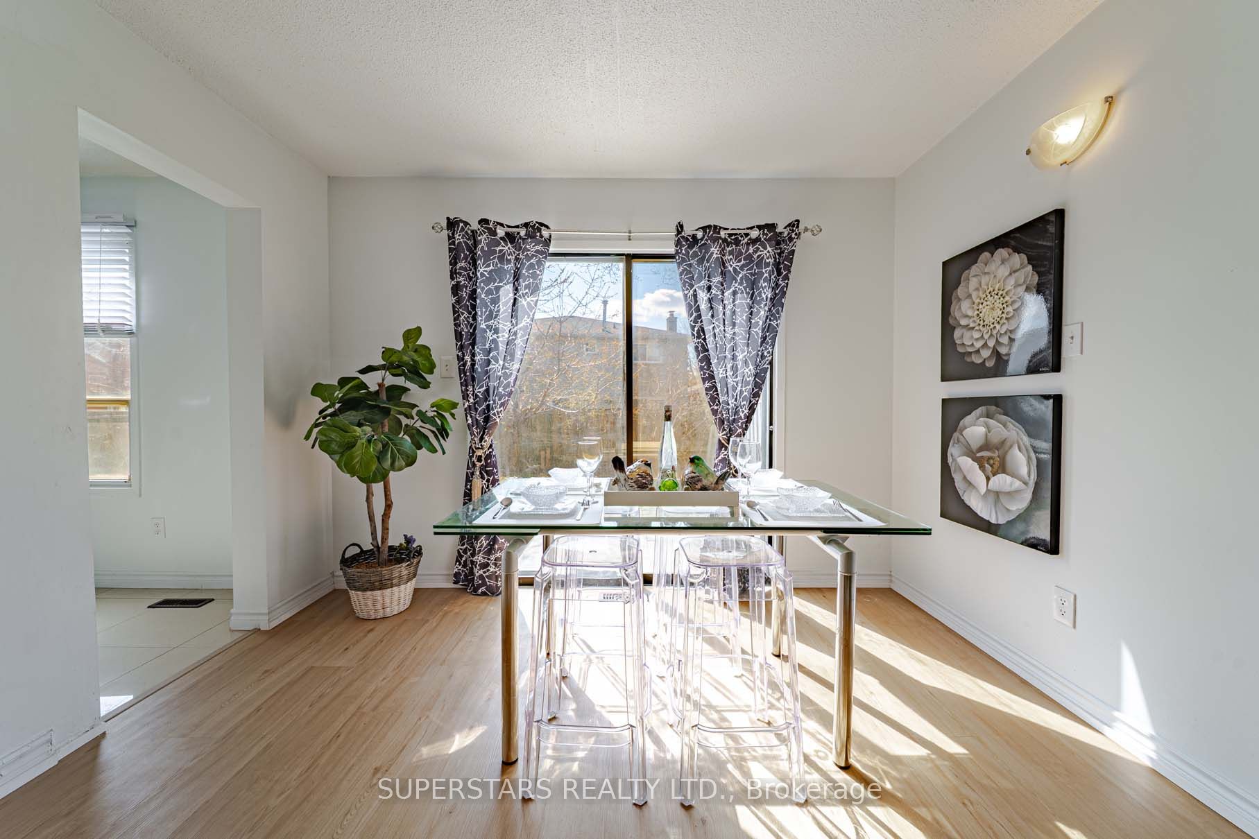 135 Appleby Crescent