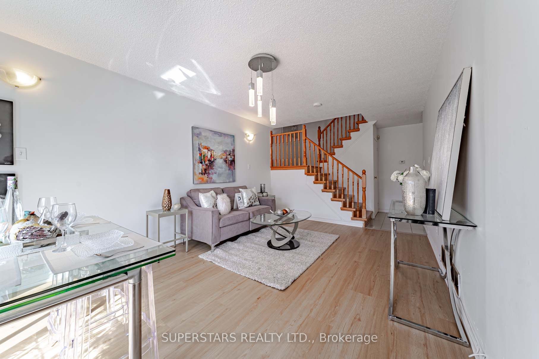 135 Appleby Crescent