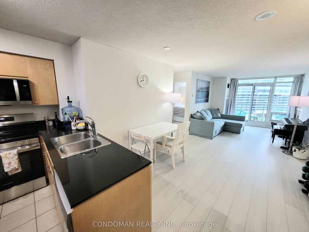 Photo of 361 Front Street W #1206, Toronto, ON M5V 3R5 (MLS # C13865308)