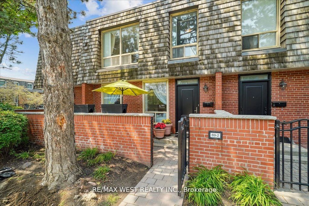 Photo of 69 Upper Canada Drive #2, Toronto, ON M2P 2A2 (MLS # C12421507)