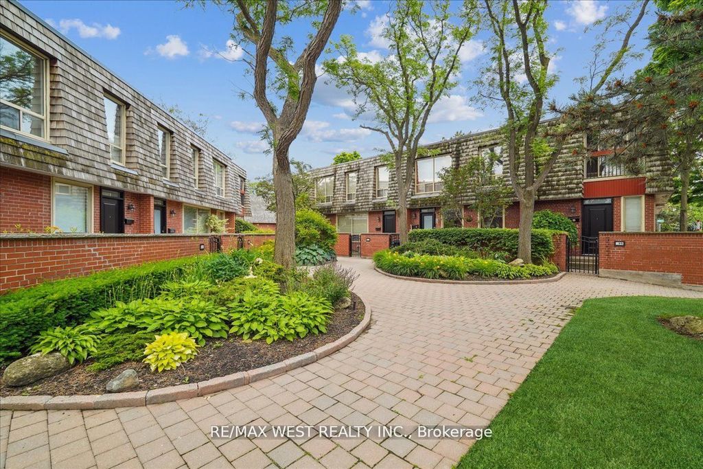 Photo of 69 Upper Canada Drive #2, Toronto, ON M2P 2A2 (MLS # C12421507)