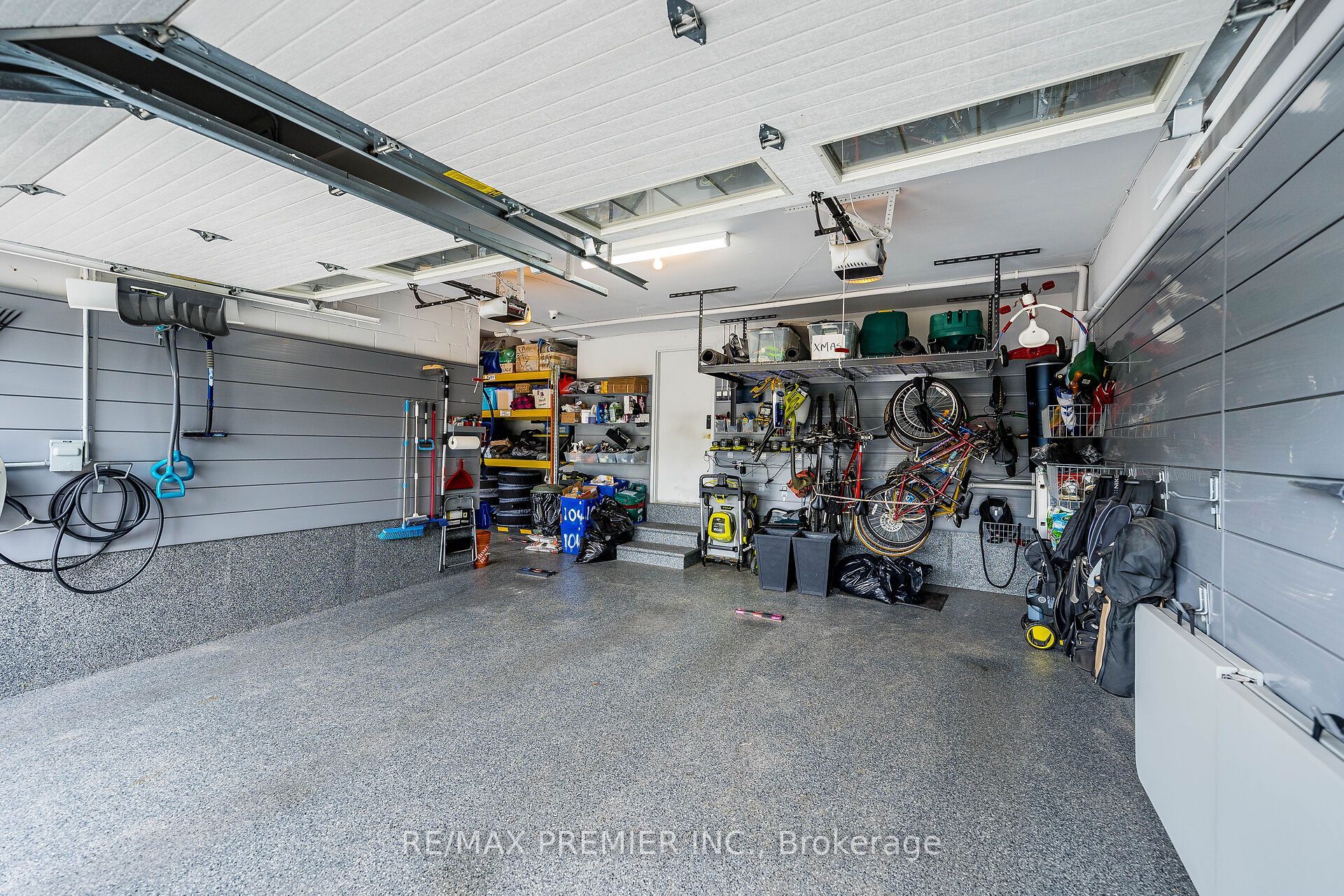 104 Cartwright Boulevard
