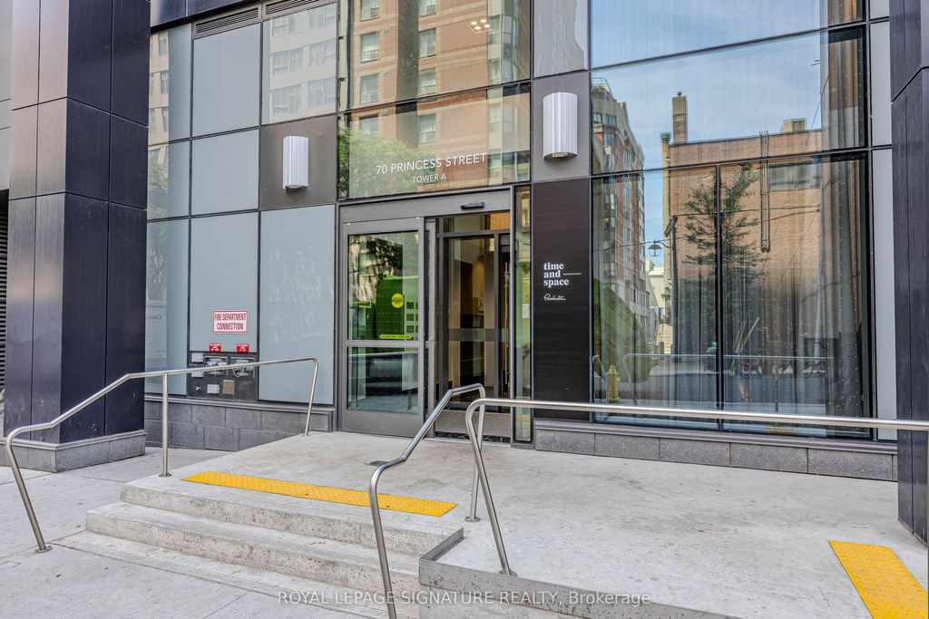 Photo of 70 Princess Street #2616, Toronto, ON M5A 0X6 (MLS # C12709446)