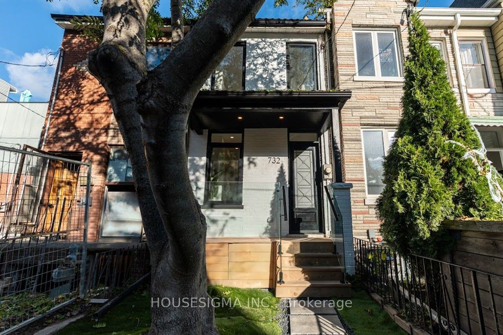 Photo of 732 Adelaide Street W, Toronto, ON M6J 1B1 (MLS # C12642562)