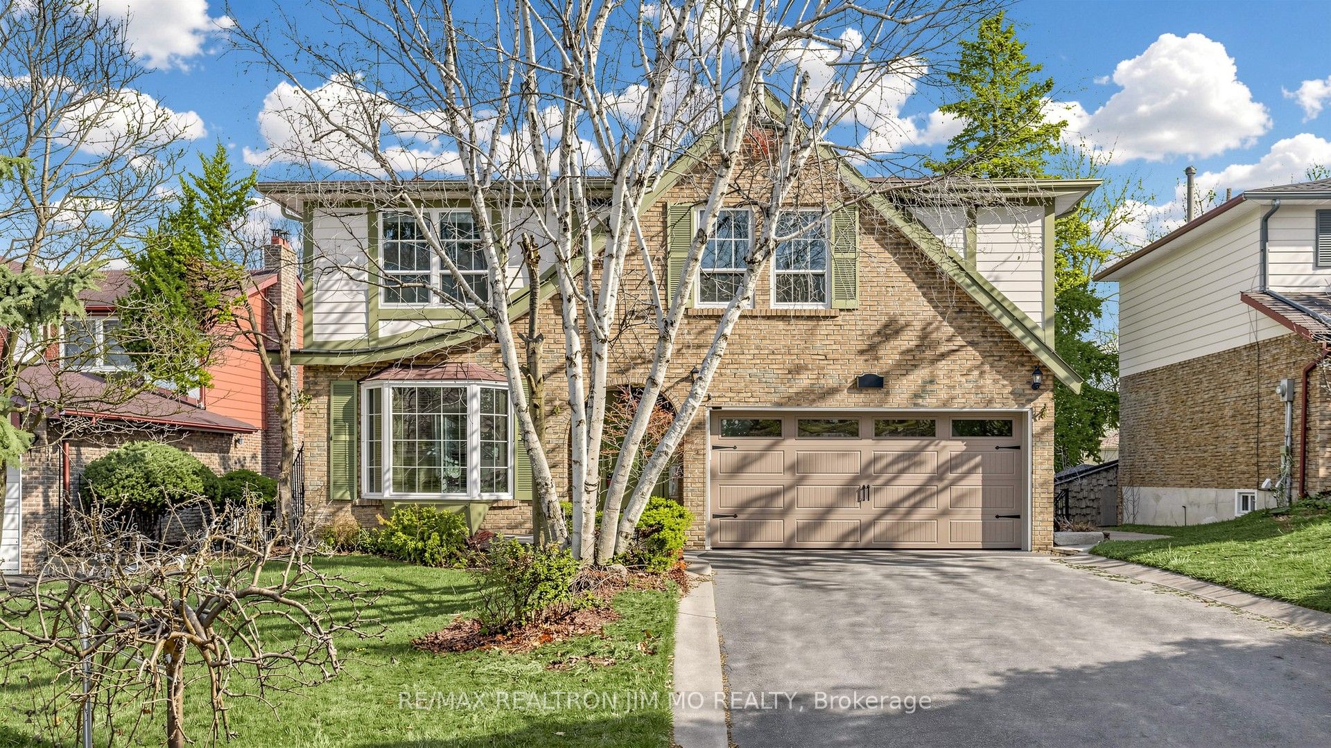 29 Liebeck Crescent Main & Upper floor