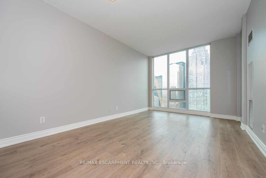 16 Yonge Street 2903