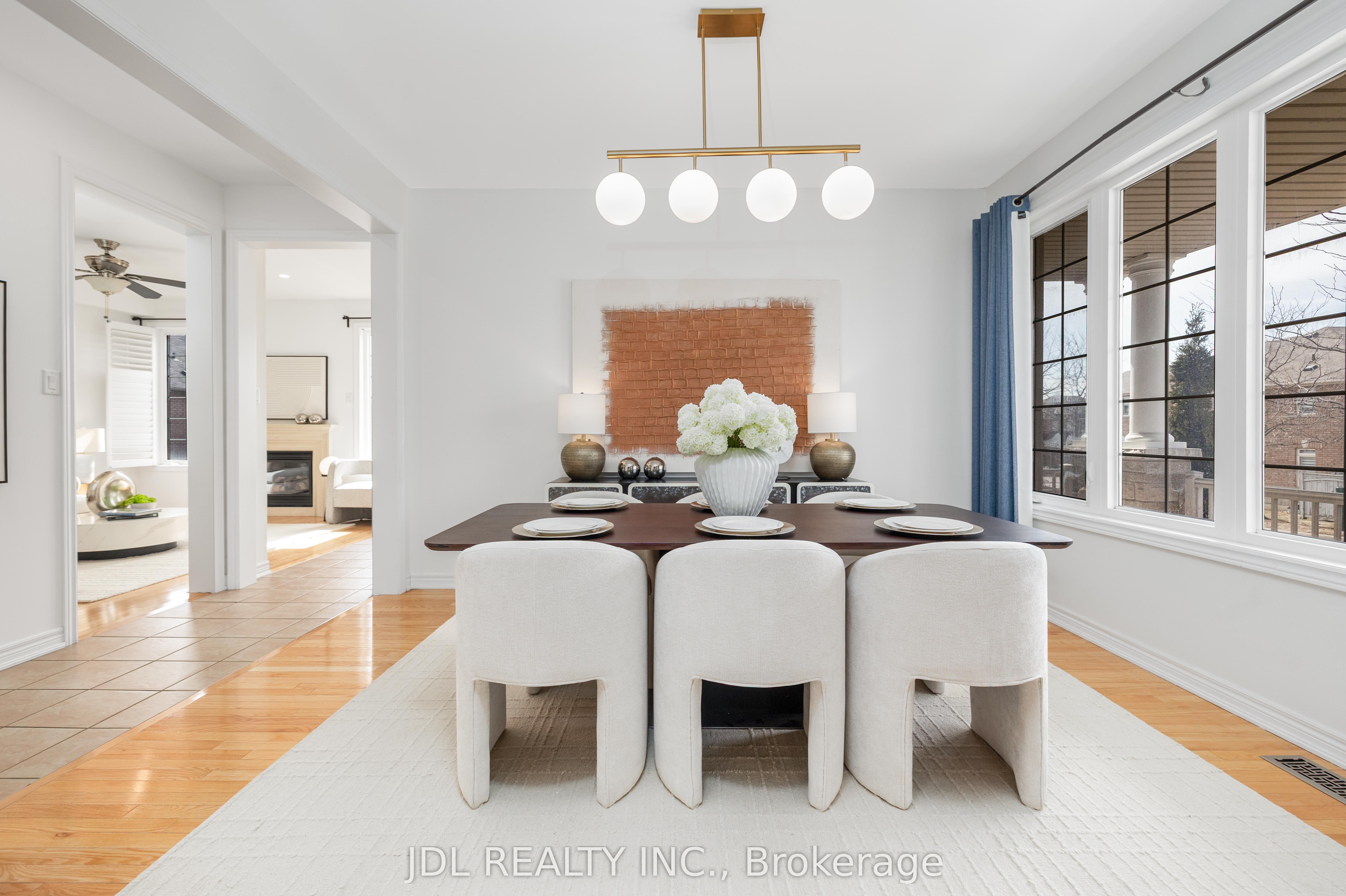3 Mansard Drive