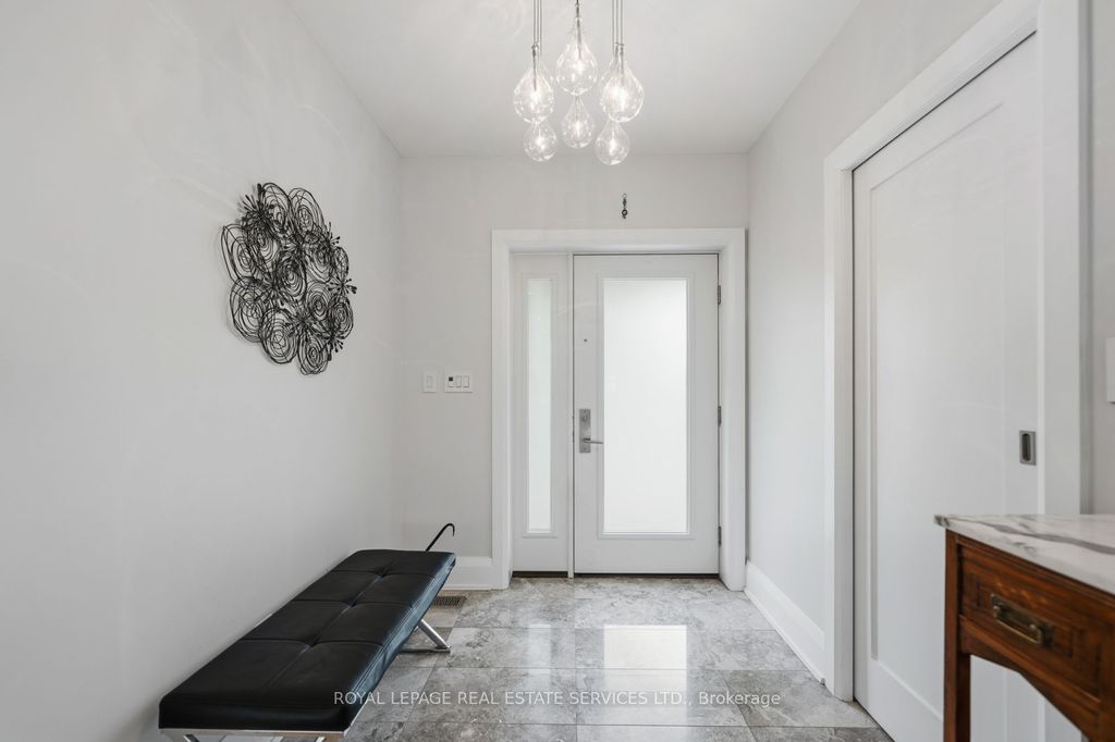 Photo of 8 Firwood Crescent, Toronto, ON M9B 2V7 (MLS # W13528890)