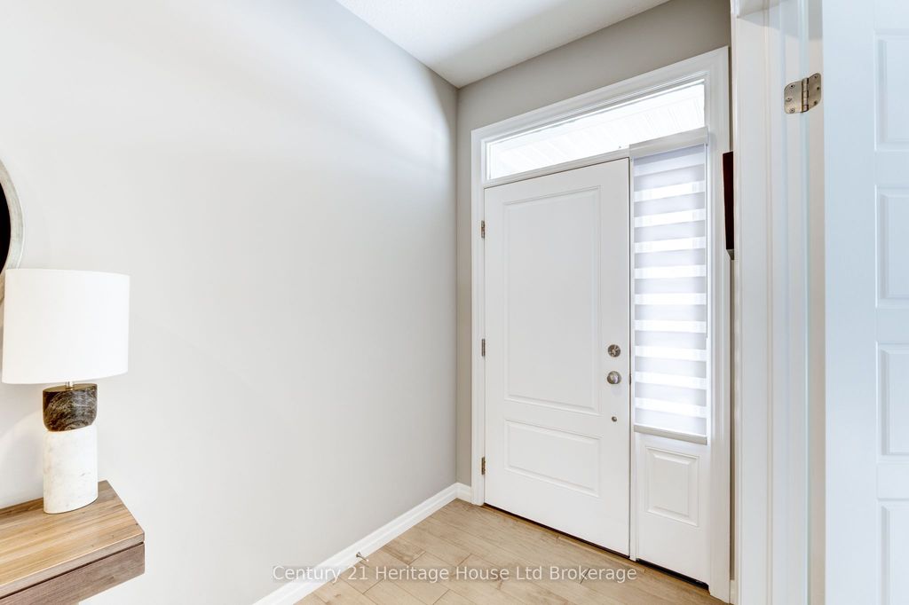 Photo of 29 Keba Crescent, Tillsonburg, ON N4G 0K6 (MLS # X12791498)