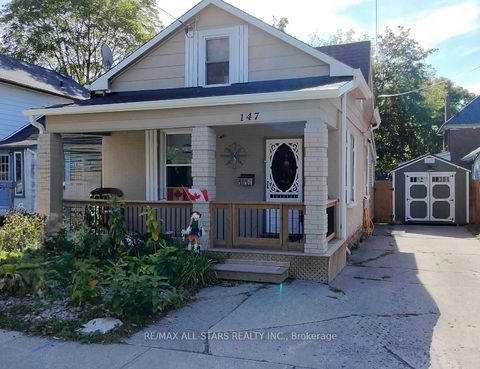 Photo of 147 Lake Street, Peterborough, ON K9J 2H2 (MLS # X12442497)