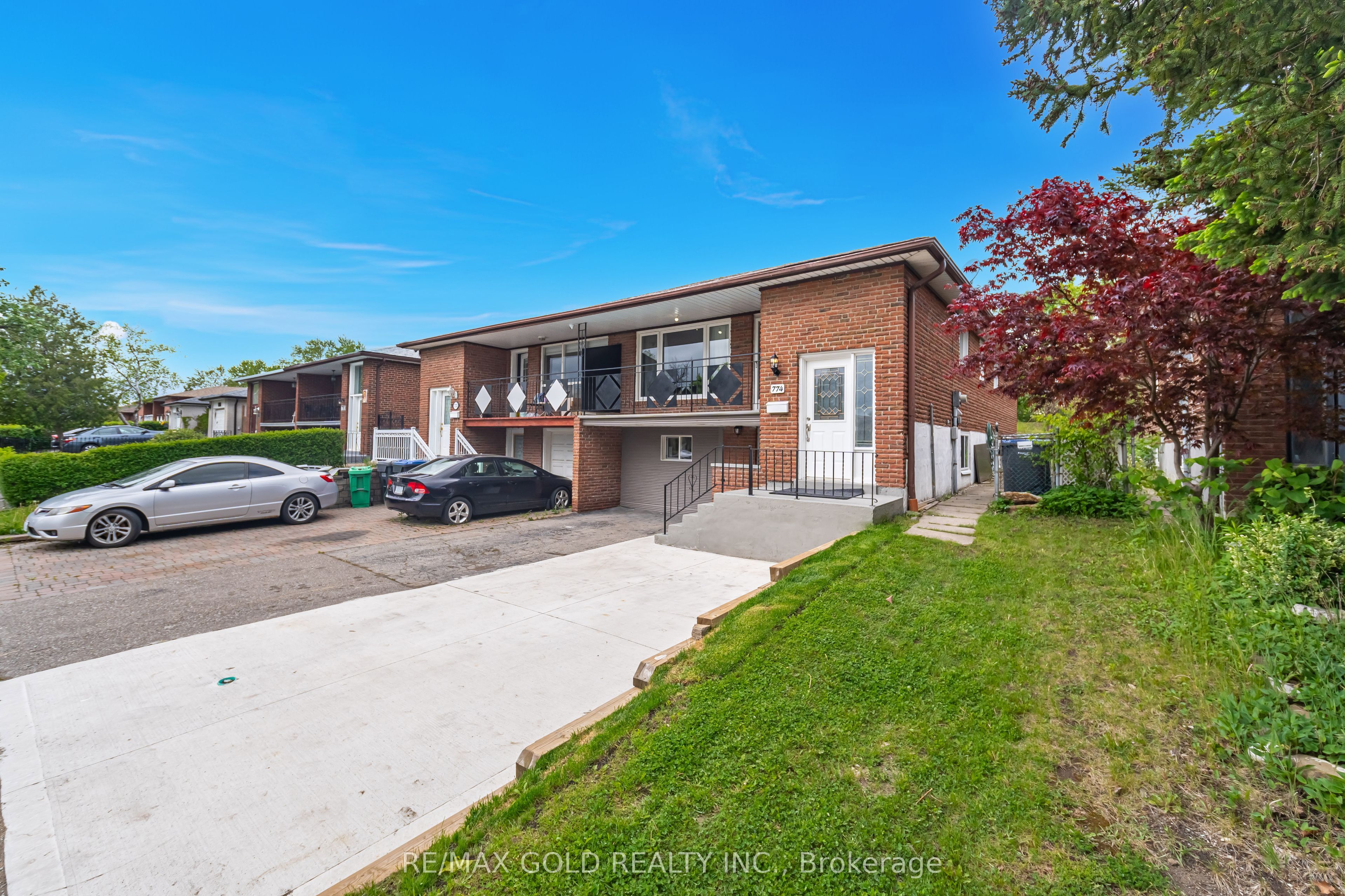 774 EAGLEMOUNT Crescent