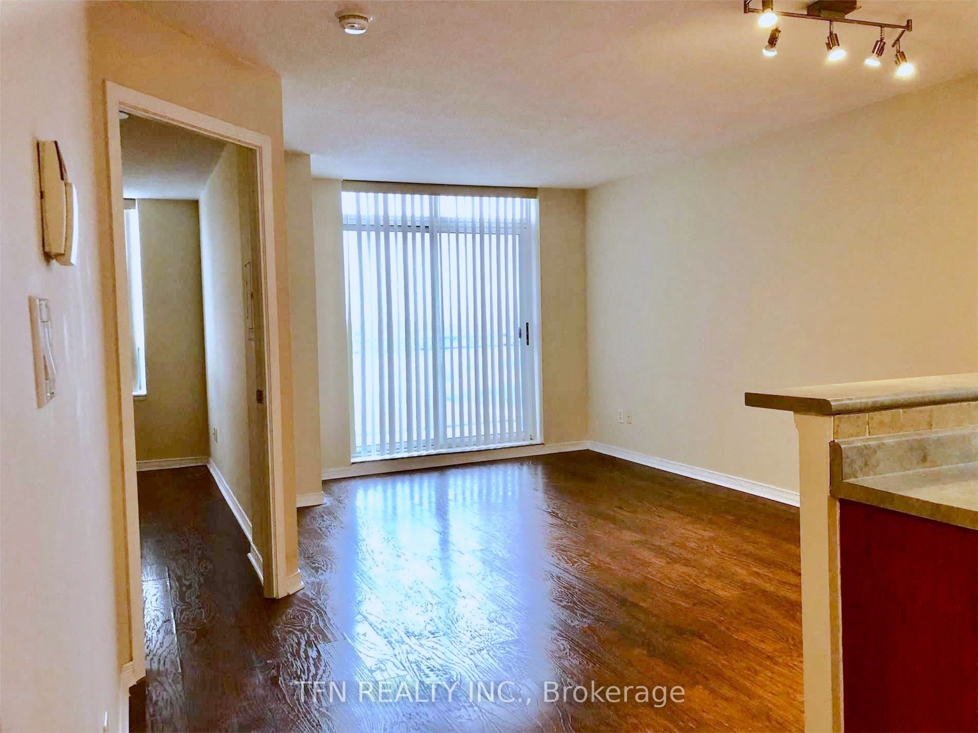 39 Oneida Crescent PH6