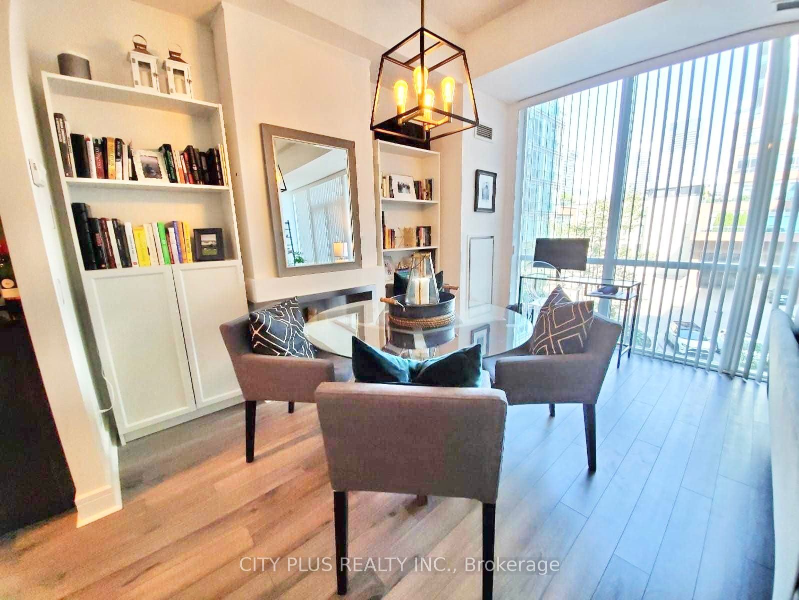 112 George Street S304