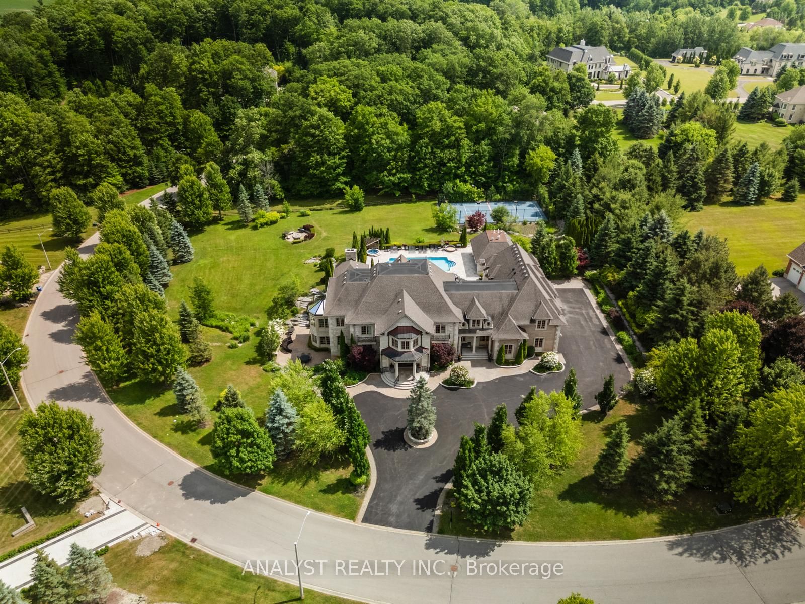 86 Eden Vale Drive