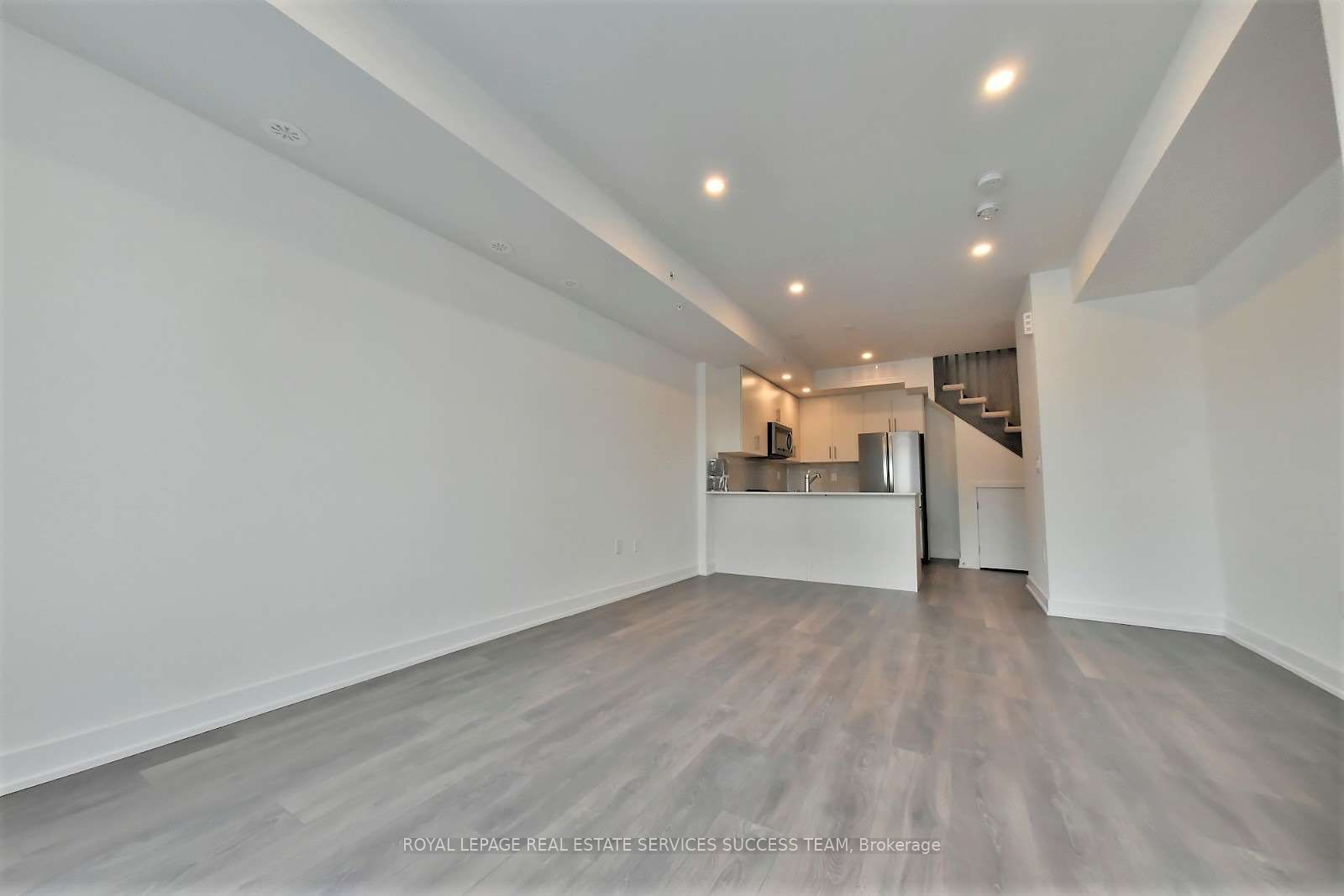 3473 Widdicombe Way 24