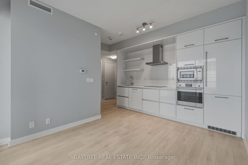 Photo of 2221 Yonge Street #3807, Toronto, ON M4S 2B5 (MLS # C13643022)