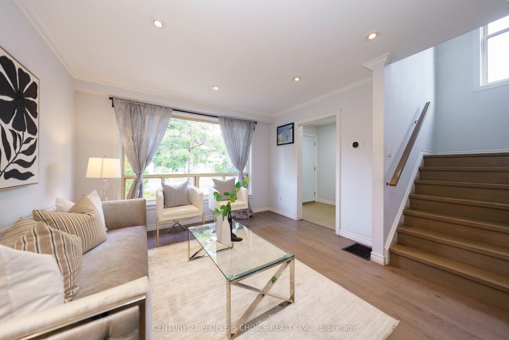 Photo of 172 Hollyberry Trail, Toronto, ON M2H 2P4 (MLS # C13857820)