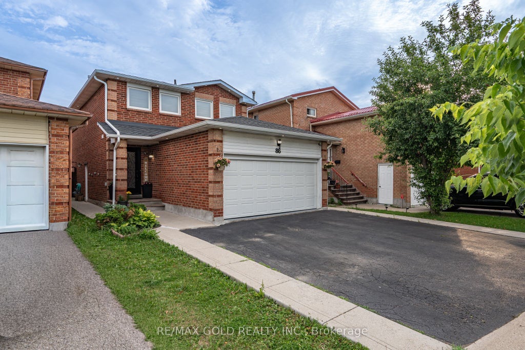 Photo of 86 Whitehaven Drive, Brampton, ON L6Z 2R4 (MLS # W13529748)