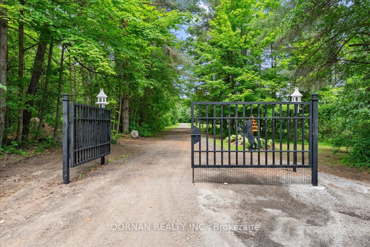 1975 Concession 4 Road