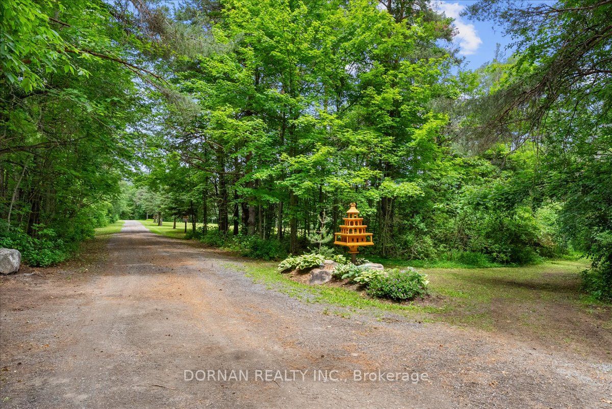 1975 Concession 4 Road