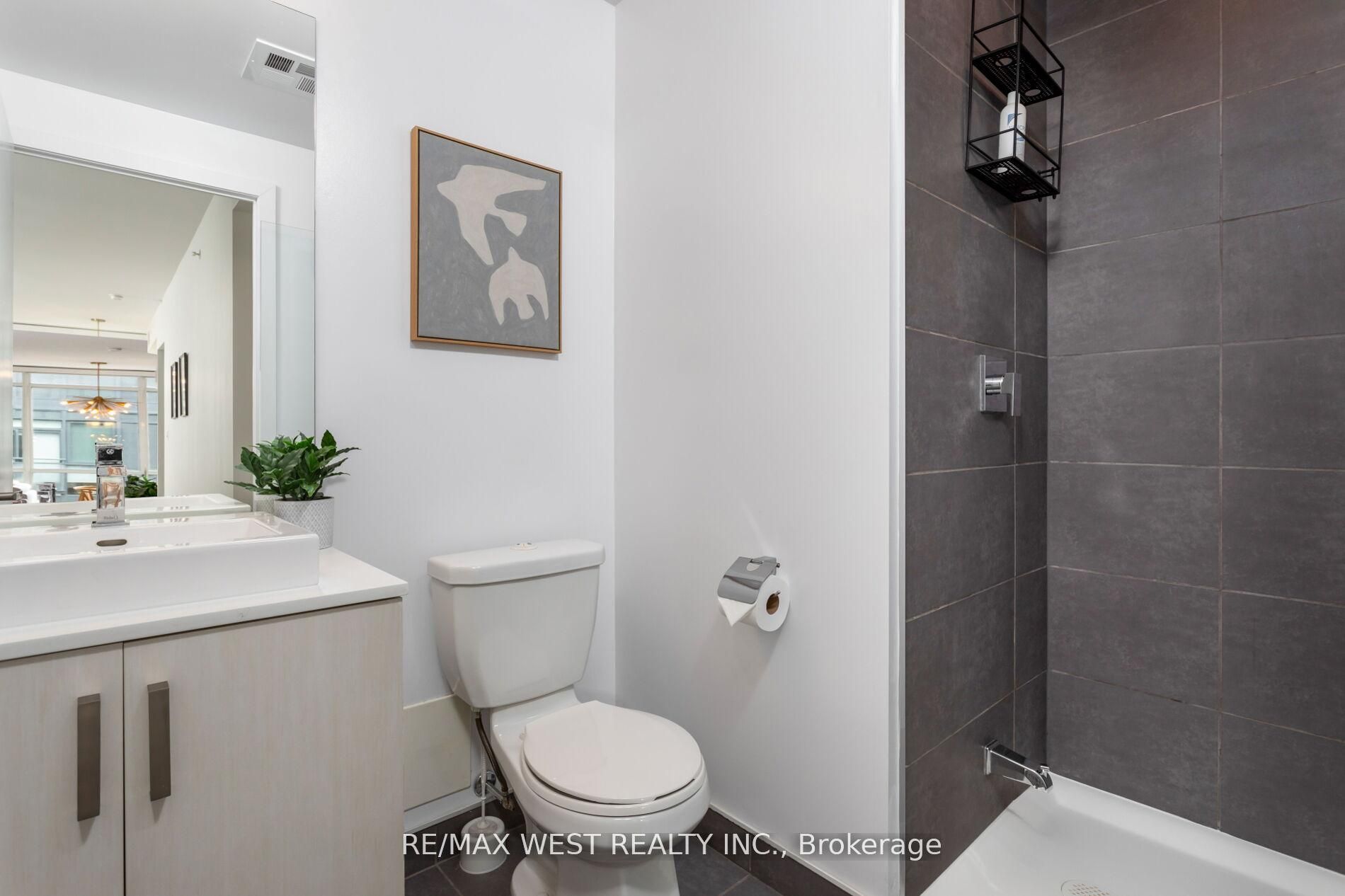 36 Howard Park Avenue 603