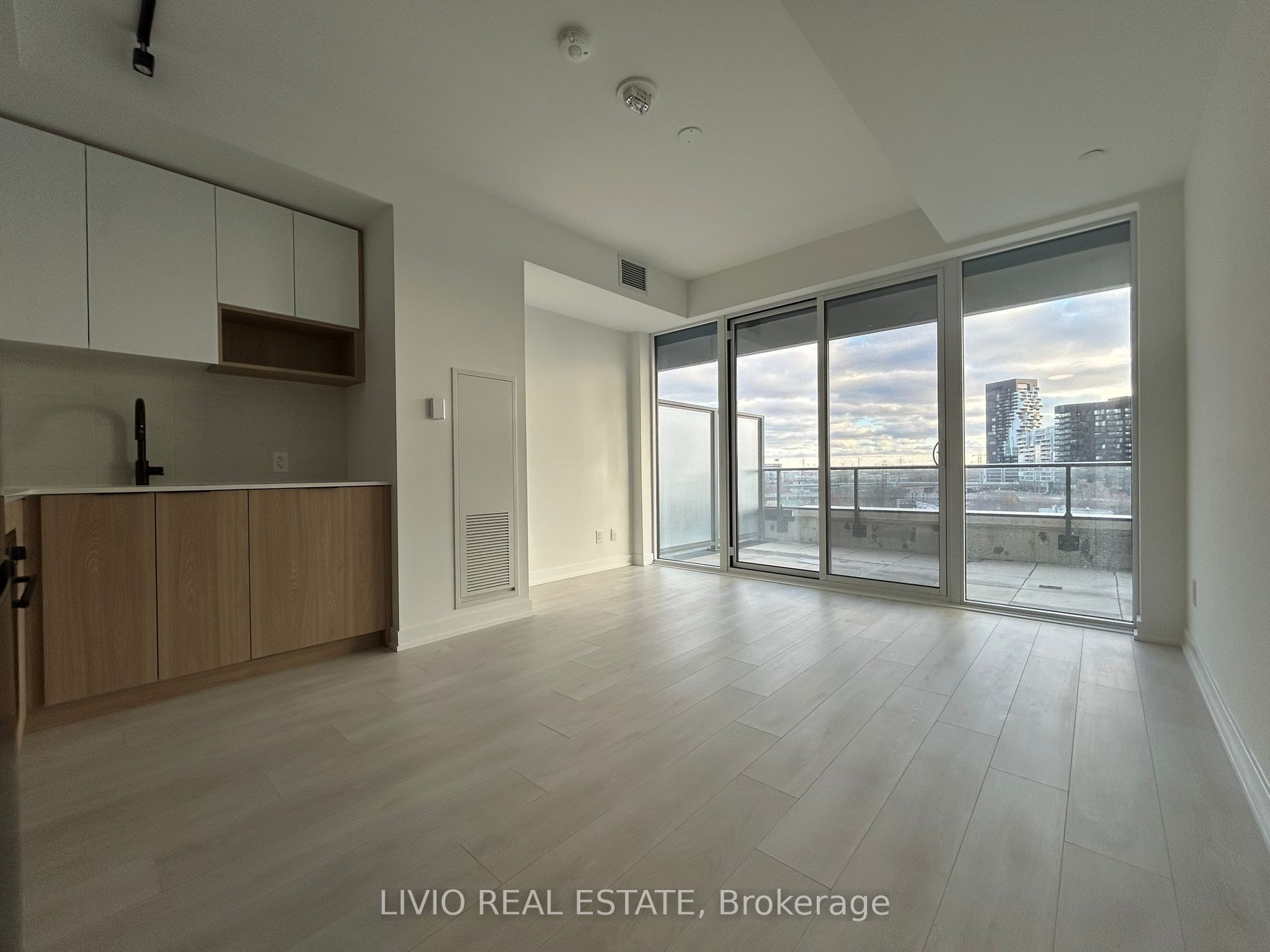 5 Defries Street 513